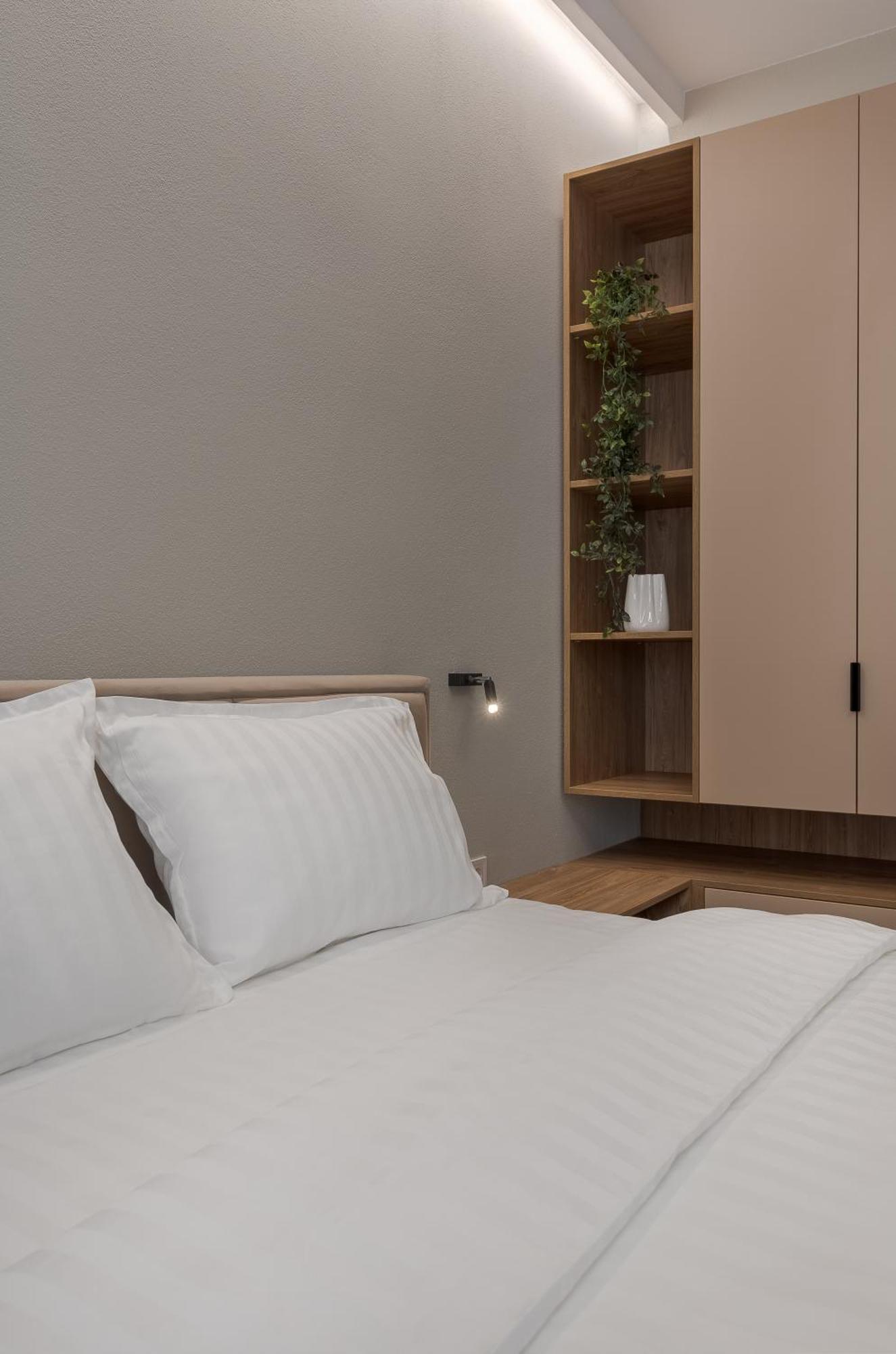 Oasis Rooms Oradea Exterior photo