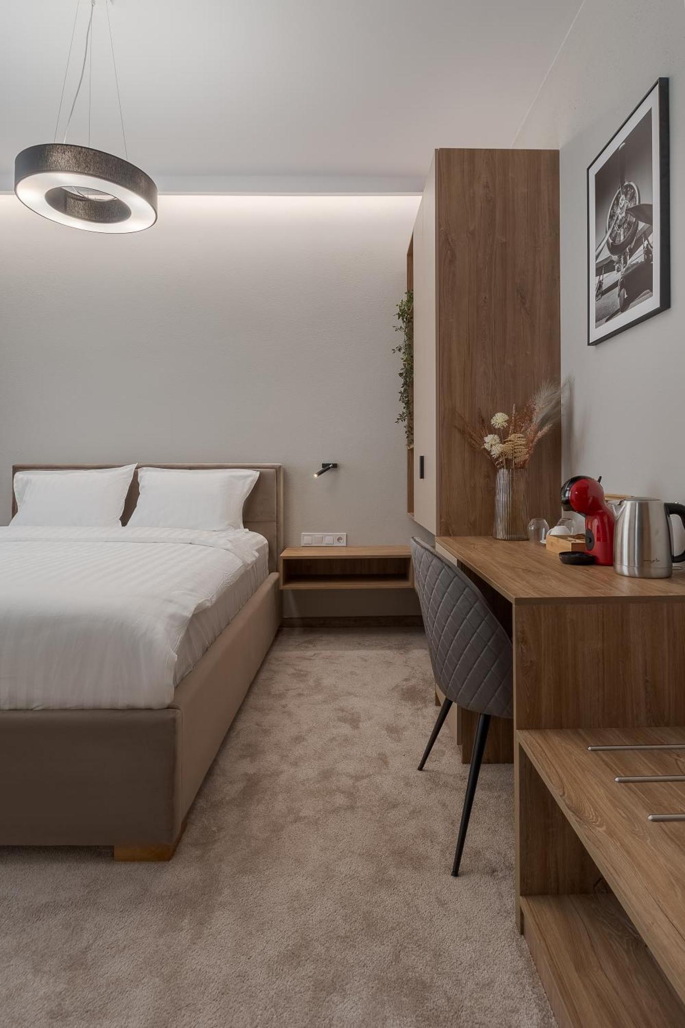 Oasis Rooms Oradea Exterior photo